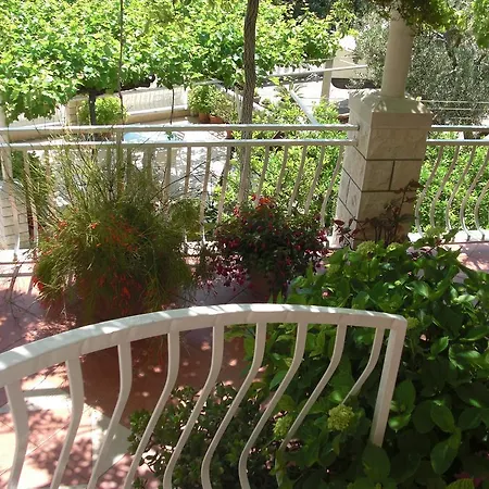 House Jelena Πανσιόν Mlini