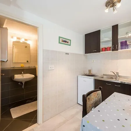 House Jelena 3* Mlini