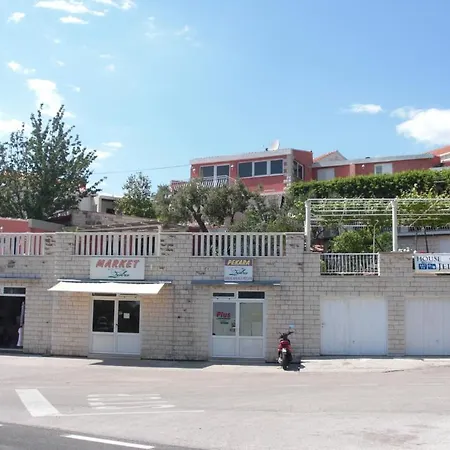 House Jelena Konukevi