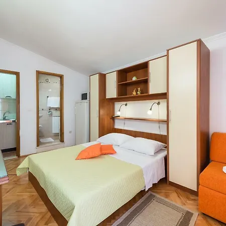 Konukevi House Jelena